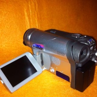 Panasonic PVGS34 Mini DV Digital Camcorder