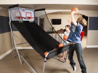NEW Commercial Double Shot Arcade Basketball Game w 7 Basketballs