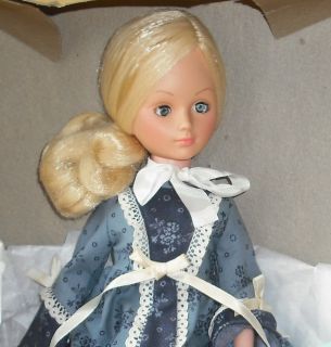  pleased to offer this 1977 Mattel CLASSIC BEAUTY COLLECTION 16 DOLL