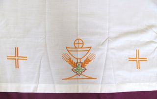 White 8 Altar Cloth Embroidered Drop Chalice Clergy Church Supplies