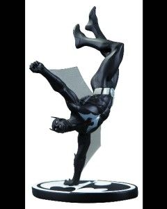  Black White Statue DC Direct Comics New in Stock Dustin Nguyen
