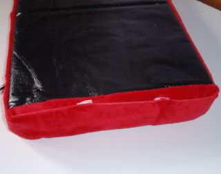 Dog Bed Egg Carton Foam Bed Fleece Vinyl Bottom Crate Size Small