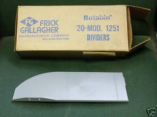 Box 20 Durham Model 1251 Plastic Divider for 28 Diam