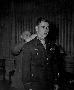   Division Medal of Honor Recipient SSGT Walter Ehlers Receives MOH