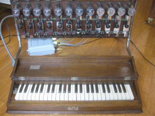 Deagan 4 Oct Una Fon Electric Glockenspiel Xylophone