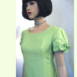 VIBRANT SUMMER GREEN COLLECTIBLE EMMA DOMB PROM GOWN OR HEM TO MINI
