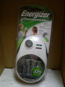 Energizer Rechargeable Battery Charger AA AAA w Batts