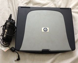 HP Pavilion ZT1135 Laptop Computer 11 Screen DoesnT Work Properly as