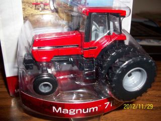 Ertl 1 64 Farm Toy Tractor with Cab Case IH Magnum 7110 Spaced Duals