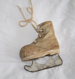  Old Looking Ice Skate Boot Christmas Tree Ornament Skating 4.75 Vinyl