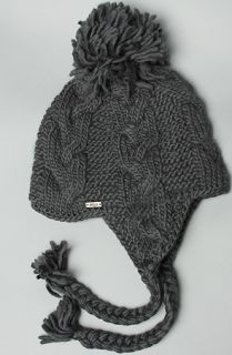 deLux The Cable Pom Pom Hat in Charcoal