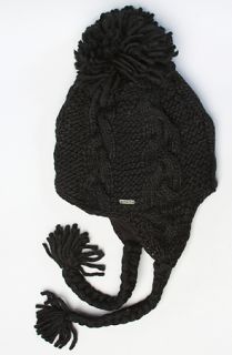 deLux The Cable Pom Pom Hat in Black Concrete