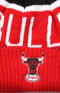 47 Brand Hats The Chicago Bulls Calgary Pom Beanie in Black Red