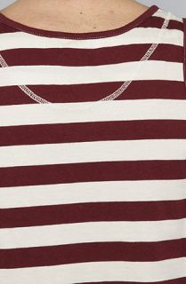 Know1edge The Barker 2 Tank Top in Burgundy White