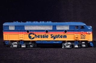 Model Power Permatex Loctite Fast Orange Chessie System HO Scale Train