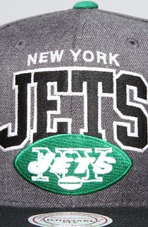 Mitchell & Ness The New York Jets Arch Logo G2 Snapback Hat in Gray
