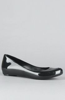 Melissa Shoes The Ultragirl Shoe in Black