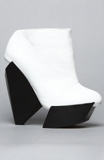 Senso Diffusion The Delilah Shoe in White Matte Burnished Leather
