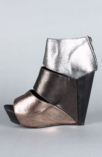 Messeca The Coraline Shoe in Silver Pewter and Rose Gold  Karmaloop