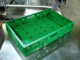 100 Polymer Logistics 6411 Green Foldable Stackable Food Crates Trays