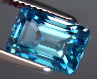 gemstone zircon cut emerald weight 4 50ct luster real nice dimensions