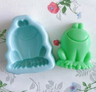 Frog Shape Silicon Mold Handmade Soap Candle Candy Cake Mold Also 1pc
