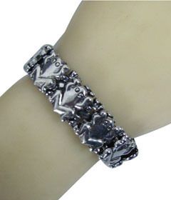 New Designer Frog Themed Silver Plated Bracelet Jewelry