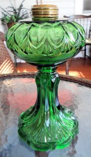 Ornate Antique Green Oil Kerosene Stand Lamp Erin Fan