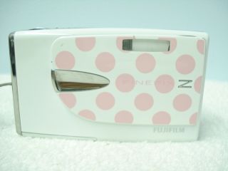 Fujifilm FinePix Z20fd 10 0 MP Digital Camera Pink Polka Dot