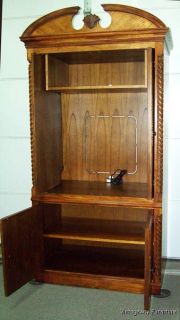5909 HEKMAN Furniture FRENCH Armoire FRENCH Rarely Used Entertainment