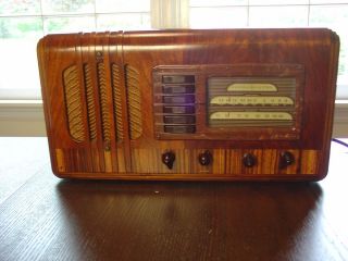  General Electric 3 Band Radio Excellent