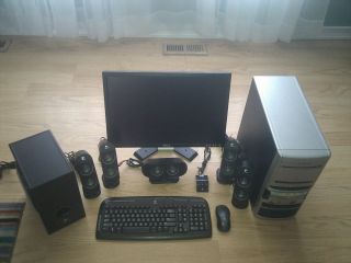 Gateway GT5098E Desktop with Monitor Keyboard Mouse 5 1 Surround Sound