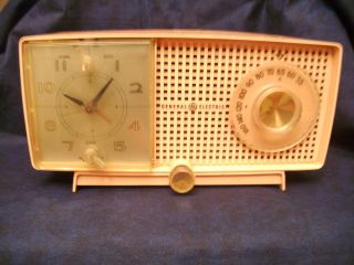 Vintage General Electric Clock Radio Alarm Clock