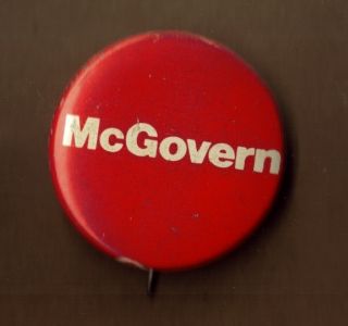 1972 George McGovern US Political Campaign button pinback PIN OLD