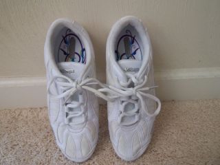  Kaepa 6570 Stellarlyte Girls White Cheerleading Shoes Size 7