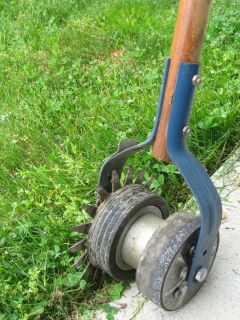 Ames 6 in Long Handle Manual Hand Operated Lawn Edger