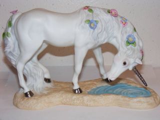  Loves Purity Unicorn Horse Porcelain Platinum Gold Figurine
