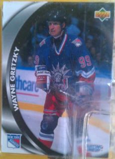 Wayne Gretzky 1998 Kenner Starting Lineup Action Figure with Stick