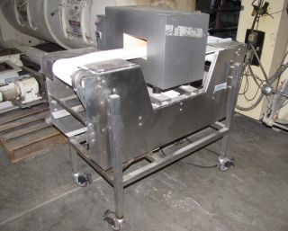 Goring Kerr Tek 21 Metal Detector Belt Conveyor Pkg