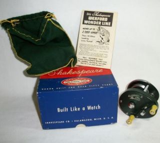 Vintage Shakespeare Wexford Fishing Reel w Box 1973D