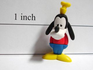 Disney Tiny Goofy Puzzle New Capsule