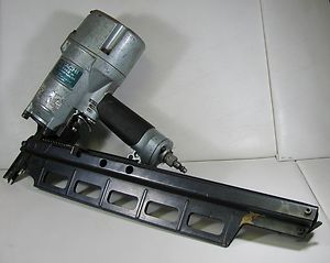 Hitachi NR83A2 3 1 4 Strip Nailer FRAMING Nailer Nail Gun