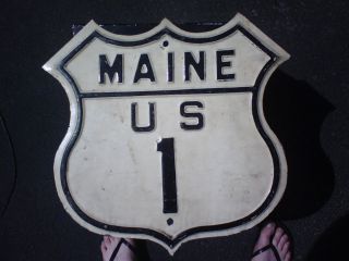 FULLY EMBOSSED HIGHWAY SHIELD SIGN EXCELLENT CONDITION MAINE US Route
