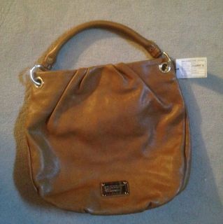 Marc Jacobs Classic Q Hillier Hobo In Caramel