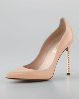 Rockstud Studded Heel Napa Pump, Noisette