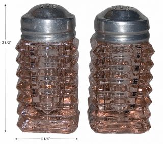 Hocking Manhattan Pink Salt and Pepper Shakers   Hard To Find