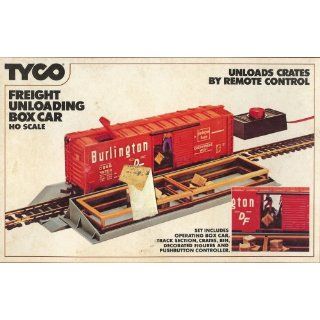 Freight Unloading Box Car HO Scale Toys & Games