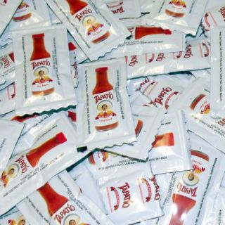 Pack of 50 Tapatio Hot Sauce Packets   Salsa Picante   Tapatio To Go