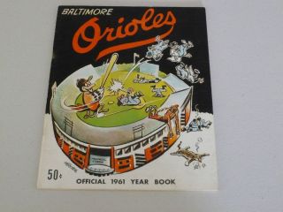  Baltimore Orioles Year Book Hoyt Wilhelm Ron Hansen Brooks Robinson