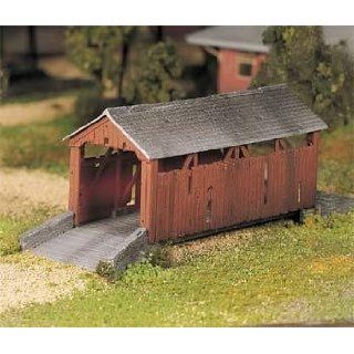 Covered Bridge O Scale Plasticville Built Up Toys & Games